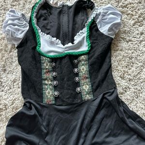 Celtic St Patricks Day costume vintage old Irish beer girl Ireland dress